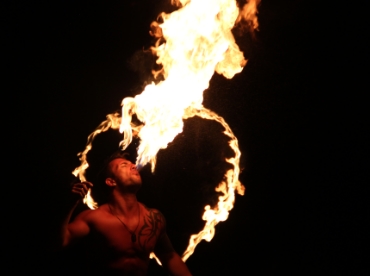 feuershow zur hochzeitsfeier